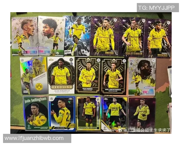 选择哪种足球球星卡最具实用性和收藏价值详解